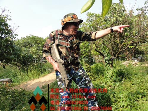 東莞CS野戰(zhàn)：小樣你哪里跑！